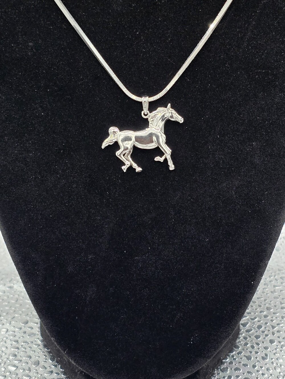 Vintage 1.6" Soild Sterling Silver Horse Pendant Box Chain Necklace 16 Inch